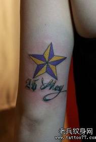 Девојка рака, обоена шема за тетоважа со пентаграм