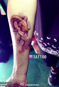 Constelação de braço Taurus tatuagem obras compartilhadas pelo salão de tatuagem