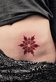 Imagens de tatuagem de floco de neve vermelho de abdômen