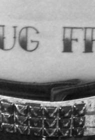 maag swart en wit letter tattoo patroon