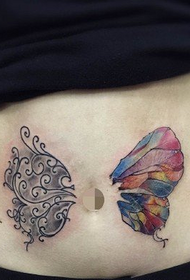 som täcker färgen på tatueringsmönstret för fjäril