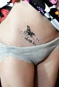 sonnige skoonheid buik sexy tatoeëring