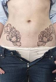 vajza me lule bark të vogla model tatuazh të freskët seksual
