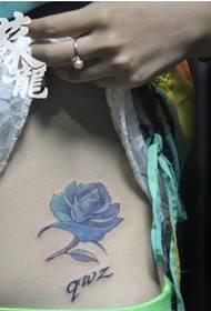 पेट राम्रो देखिरहेको गुलाब टैटू बान्की तस्वीर