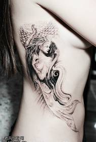 gyönyörű gyönyörű nő tetoválás minta