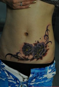 beleco ventro floro vinbero tatuaje ŝablono
