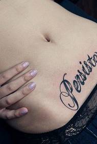 ženski seksi trbušno pismo tetovaža uzorak