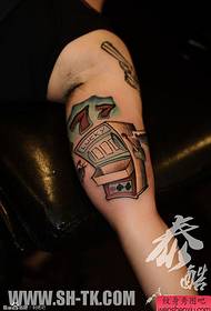 mannelijke arm cartoon game machine tattoo patroon