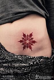 ຮູບ tattoo ສີຂາວ snowflake ທ້ອງ