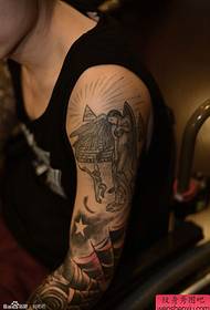خدا ٹیٹو پیٹرن کے بازو بہت فرشتہ فرشتہ