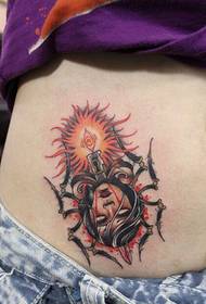 tatuaggio creativo di avatar di personalità dell'addome femminile