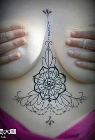 Mage blomma vinstock tatuering mönster