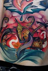 modello di tatuaggio totem acquarello addominale