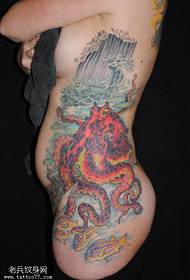 målade surf bläckfisk tatuering mönster