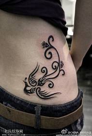 класична модна тетоважа на тетоважа со феникс
