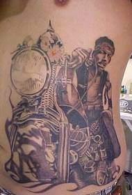 Cintura muntant el tatuatge d'un home de moto