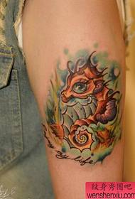 рисунок татуировки гиппокампа на руке