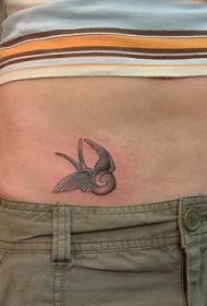 modello di tatuaggio addome sognante uccello grigio