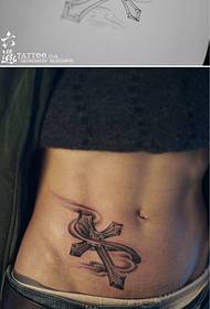Nuages intelligents entourés d'un motif de tatouage croisé