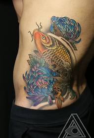 ຮູບແບບ tattoo koi chrysanthemum ທ້ອງນ້ອຍ