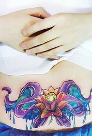 acoperi cicatrici de tatuaje de flori de burtă
