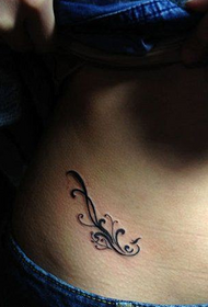 стомакот на жената мала тотем феникс слика за тетоважа