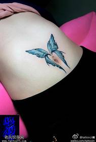 trbuhu u boji leptir tetovaža uzorak