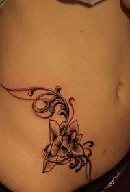 Modna seksi trbušnjak lijepa dobrostojeća slika tetovaže lotosa