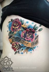 corak tato mawi kembang mawar wanita