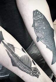 tatuaggio floreale addome delicato