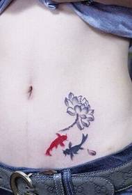 kecantikan perut seksi tato lotus ikan mas