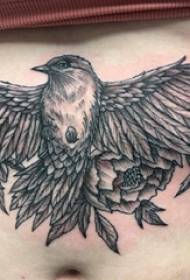 девојчиња за тетоважа на стомакот, цвеќиња во стомакот и слики од тетоважа на птици