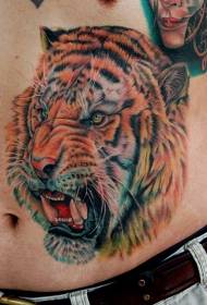 modello di tatuaggio tigre ruggente realistico addome