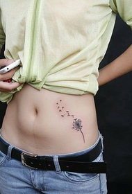 kageulisan awéwé raos beuteung dandelion tattoo pola