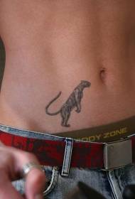 mužské břicho černá šedá hladový leopard tetování