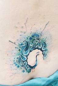 ohromujúci krásny páv tetovanie vzor