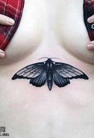 الگوی تاتو پروانه شکمی