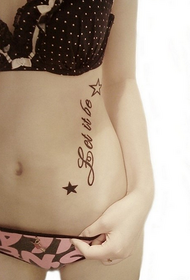 tatuaggio sexy della vita della ragazza sexy