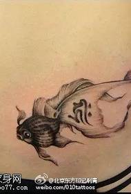 Abdominal model i vogël tatuazh i peshkut të artë