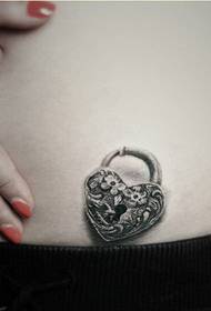 Perséinlechkeet Moud Schéinheetschanken Bauch schéin Love Lock Tattoo Muster Bild