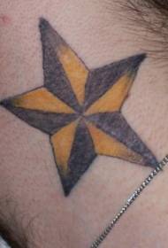 Žlté a čierne pentagramové tetovanie na krku