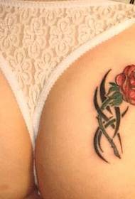 modello di tatuaggio rosa hip