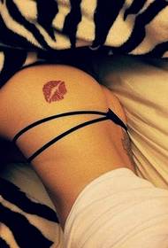 лепотица секси усне принт тетоважа узорак Дакуан