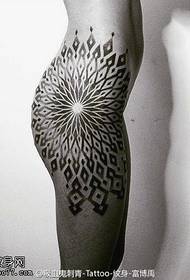 Schwaarz Grey Klassesch Brahma Tattoo Muster