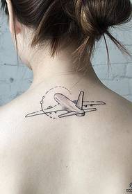 gadis leher kecil garis segar pola tato pesawat menyengat