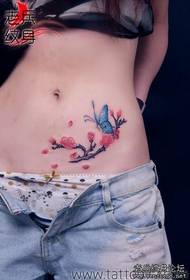 modello di tatuaggio di bellezza addome colore fiore di ciliegio farfalla