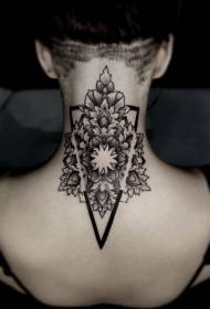 flor preta requintada com padrão de tatuagem pescoço triangular