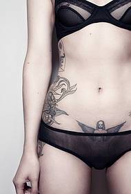 Bold κορίτσι μεγάλη εμφάνιση ιδιωτικό τατουάζ μέρος oh