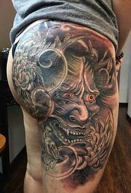 Big Prajna Tattoo Mayafin rufe Butts da Thighs