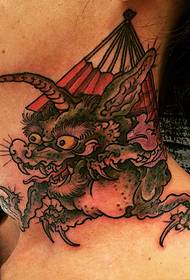 კისრის Monster Tattoo ნიმუში
